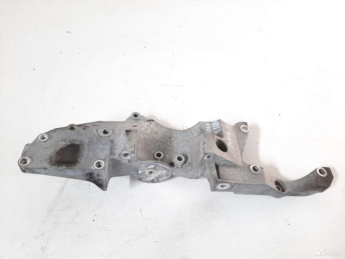 Кронштейн генератора 2.0 txba Ford Mondeo 4 — фото 2