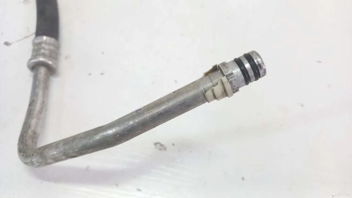 Трубка кондиционера Toyota Camry XV50-55 — фото 3