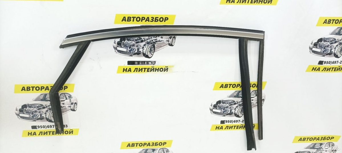 Молдинг задней правой двери Ford Mondeo 4