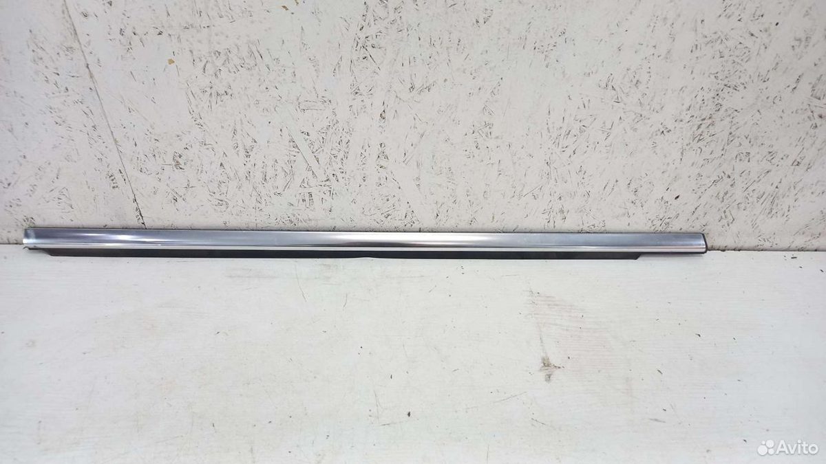 Молдинг двери стекла Mercedes Benz R-class W251 — фото 4