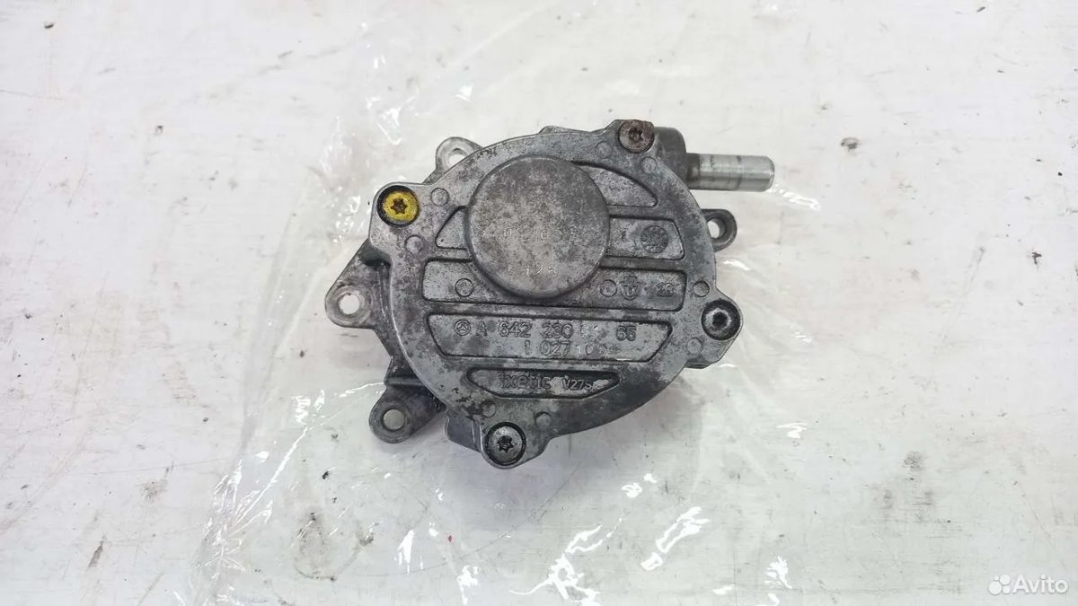 Вакуумный насос Mercedes W251 R350 642
