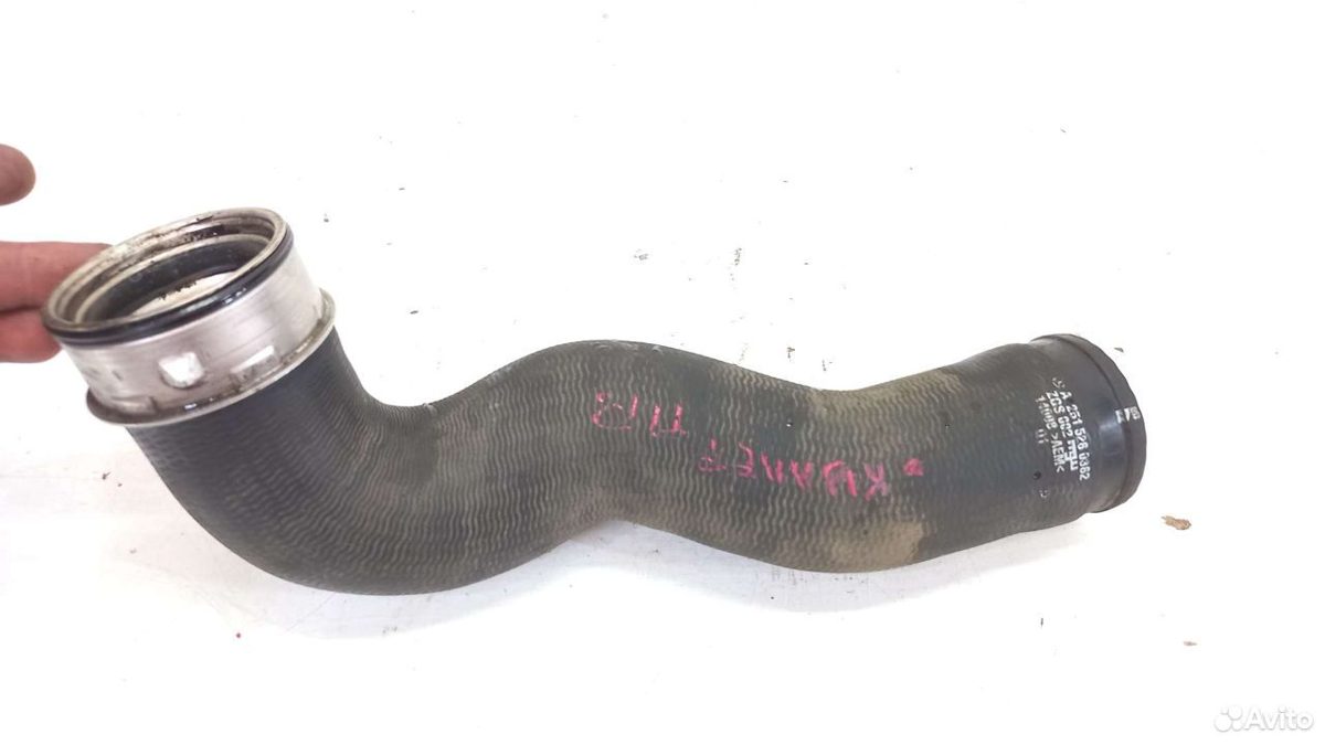 Патрубок интеркулера правый Mercedes W251 R350