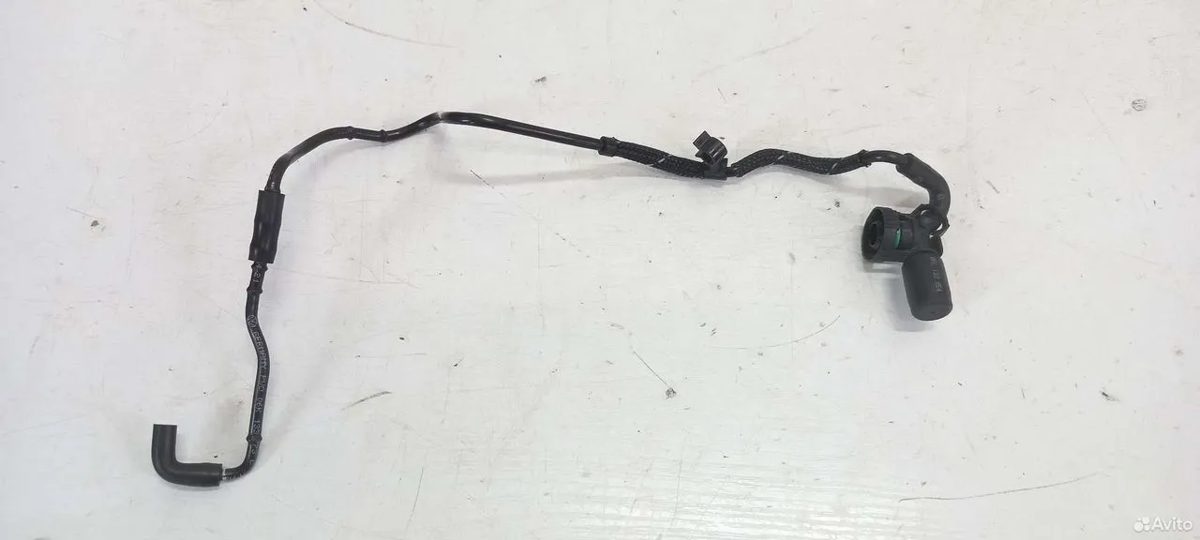 Трубка вакуума 2.0 CZP Volkswagen Tiguan 2