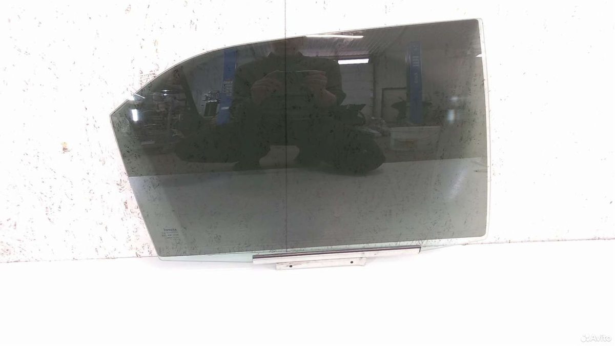 Стекло заднее правое Toyota Camry XV50-55
