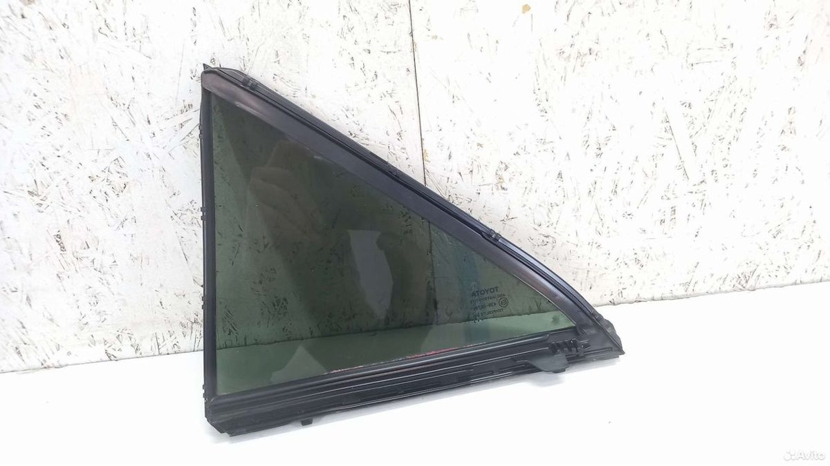 Форточка задняя правая Toyota Camry XV50-55 — фото 2