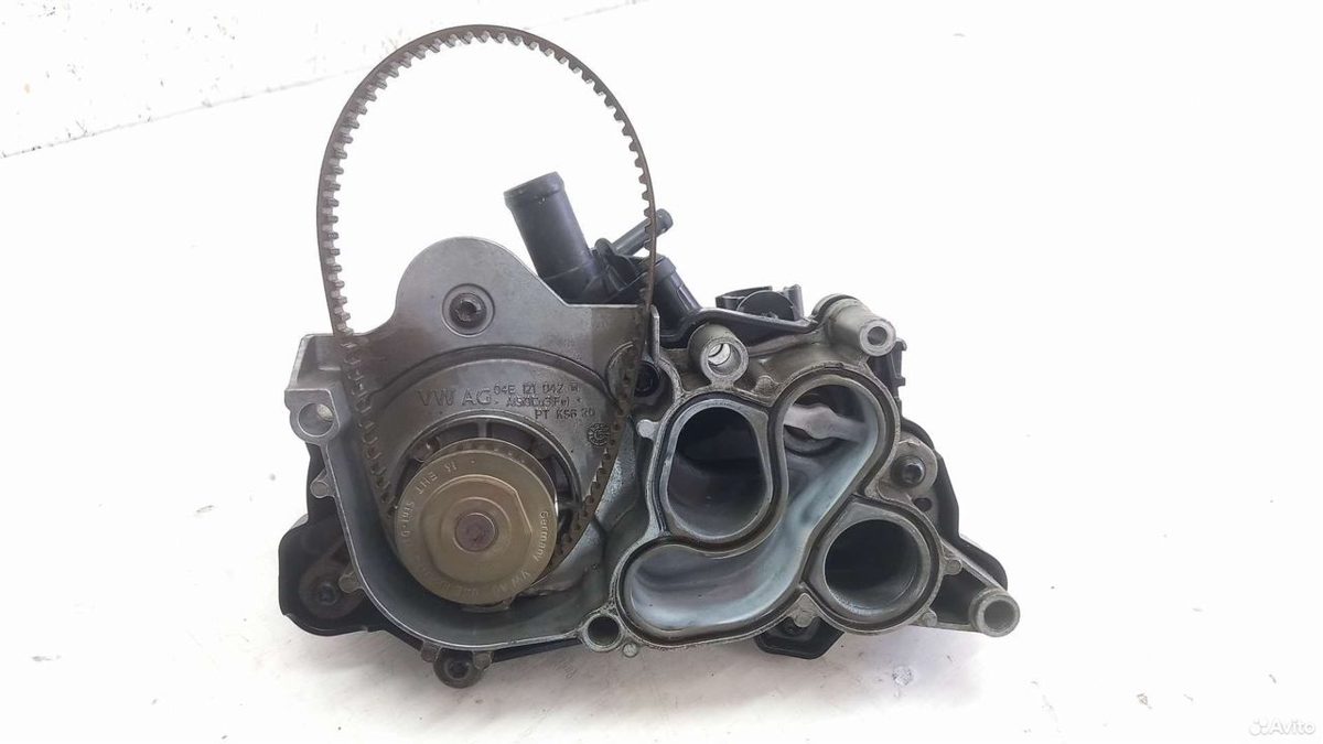 Помпа в сборе 1.4 CZD Volkswagen Tiguan 2
