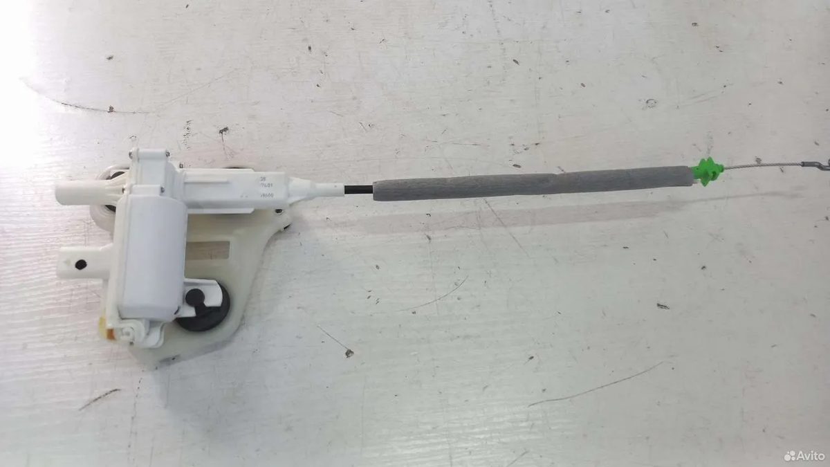 Привод замка багажника Mercedes GLC C253