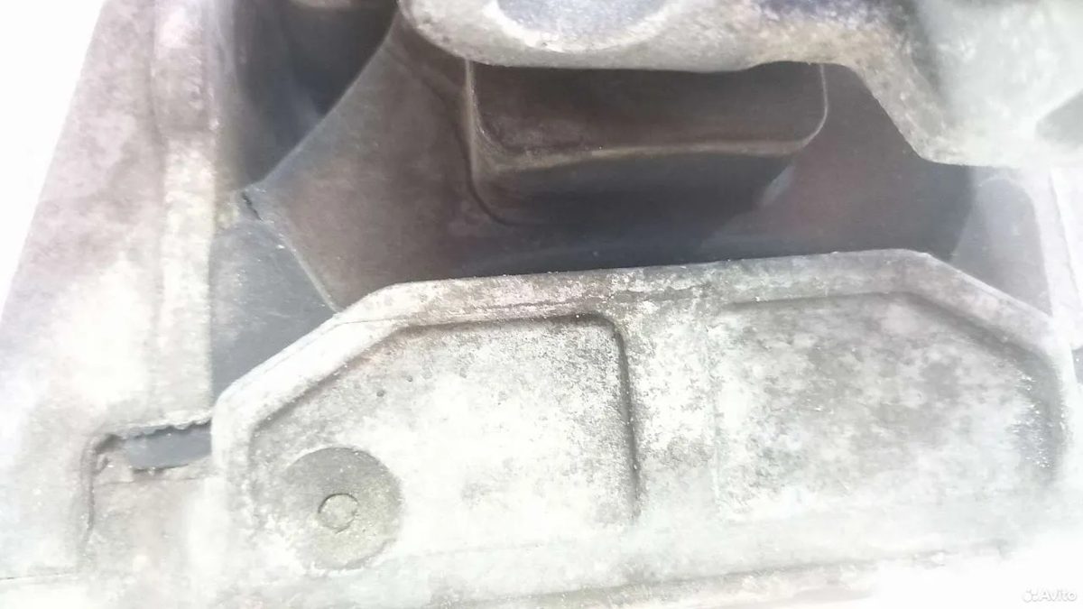 Опора двигателя правая Skoda Octavia A5 — фото 4