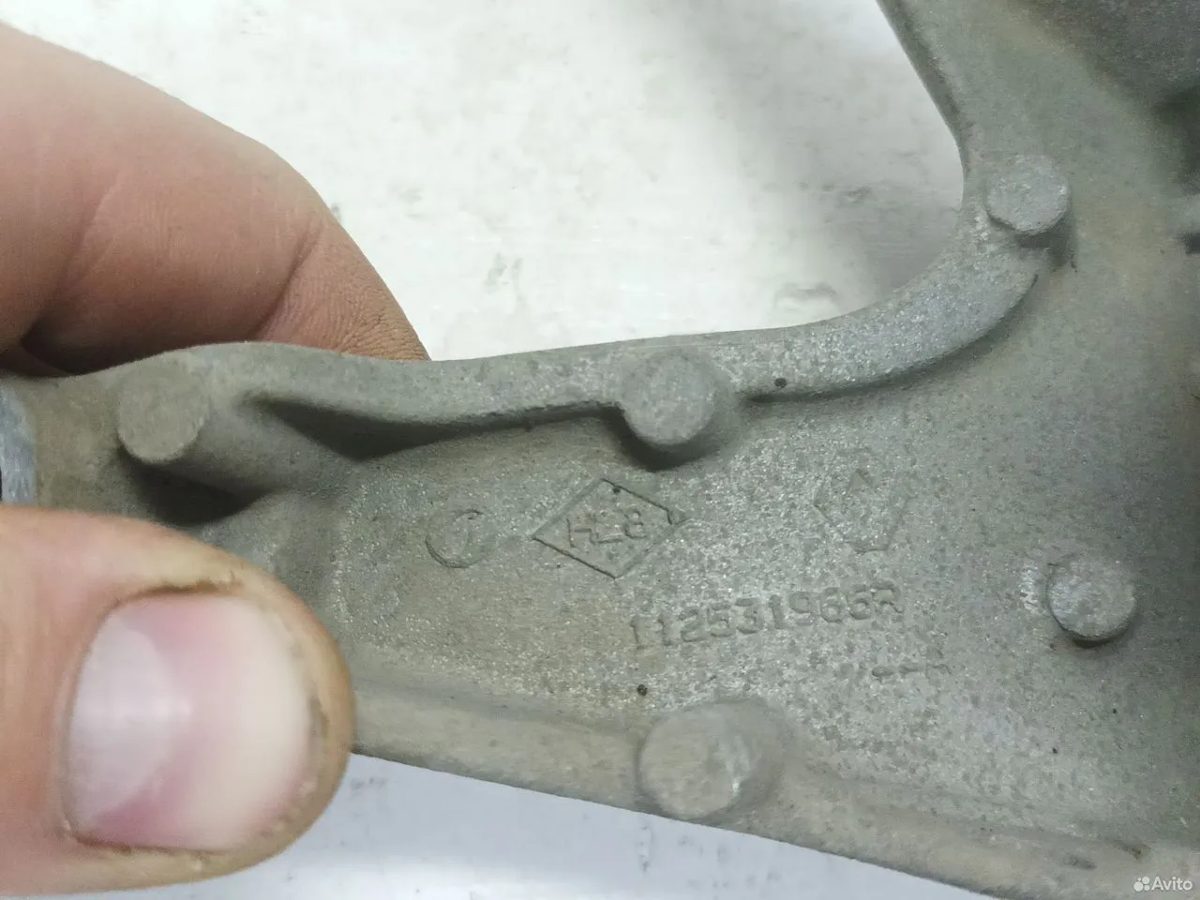 Кронштейн МКПП 1.6 K7M Renault Logan 2 — фото 4