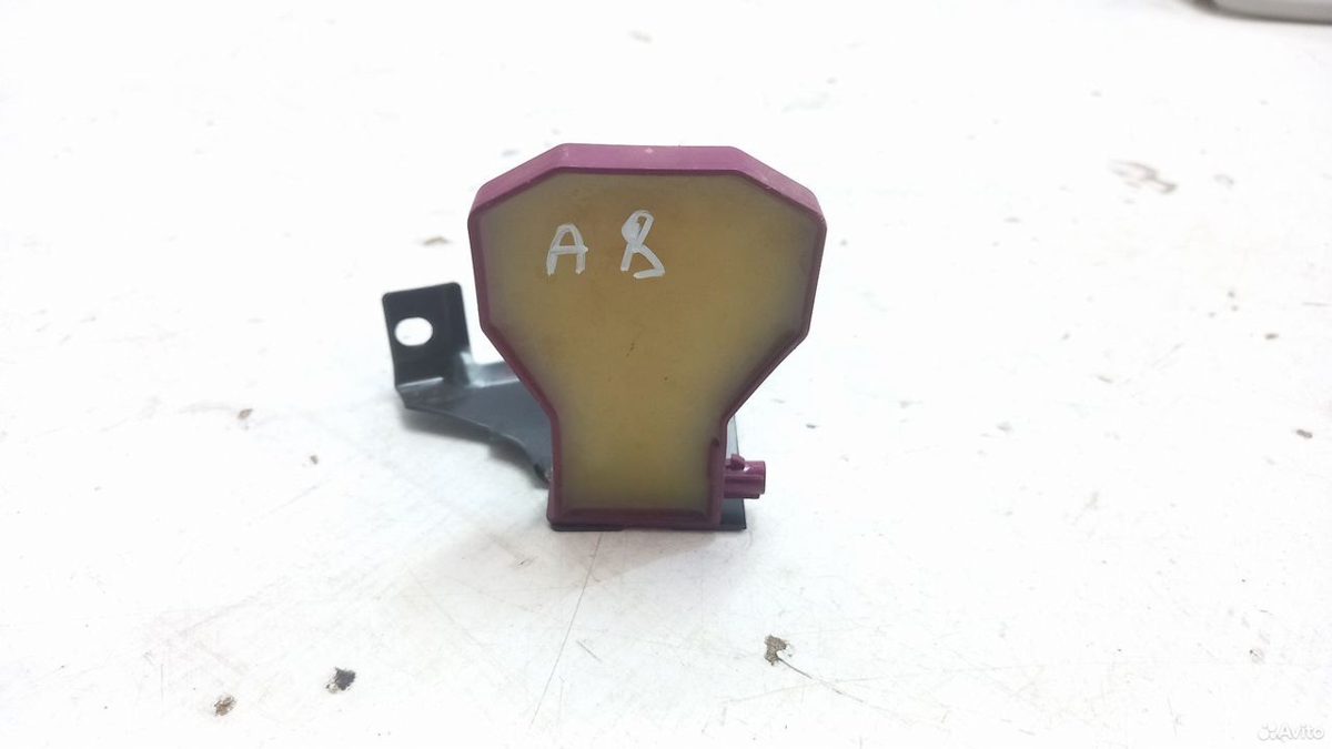 Антенна LTE Skoda Octavia A8