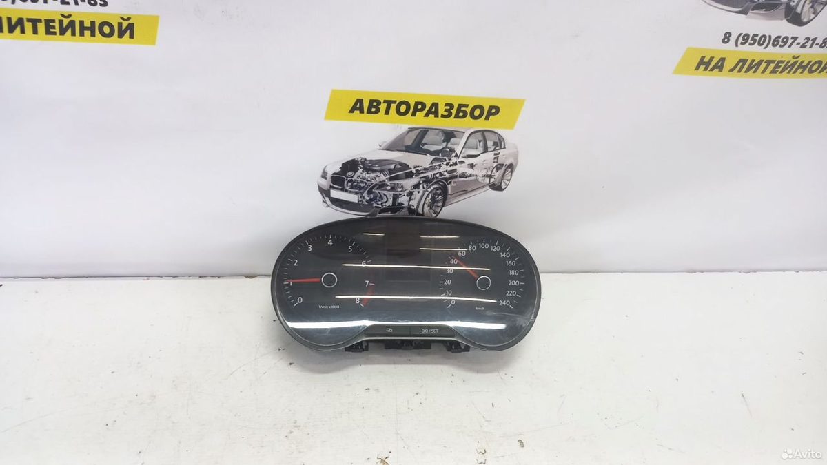 Панель приборов 1.6 МКПП Volkswagen Polo 5