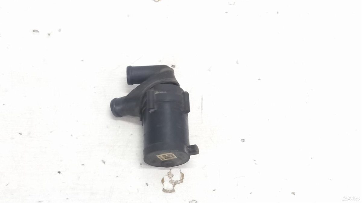 Водяной насос Webasto Volkswagen Tiguan 1