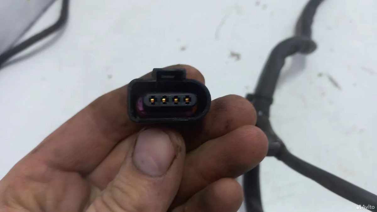 Проводка стартера Volkswagen Tiguan 1 — фото 3
