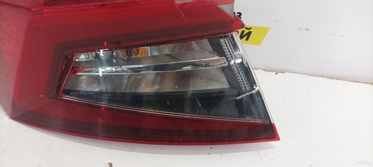 Фонарь левый внешний LED Skoda Karoq — фото 2