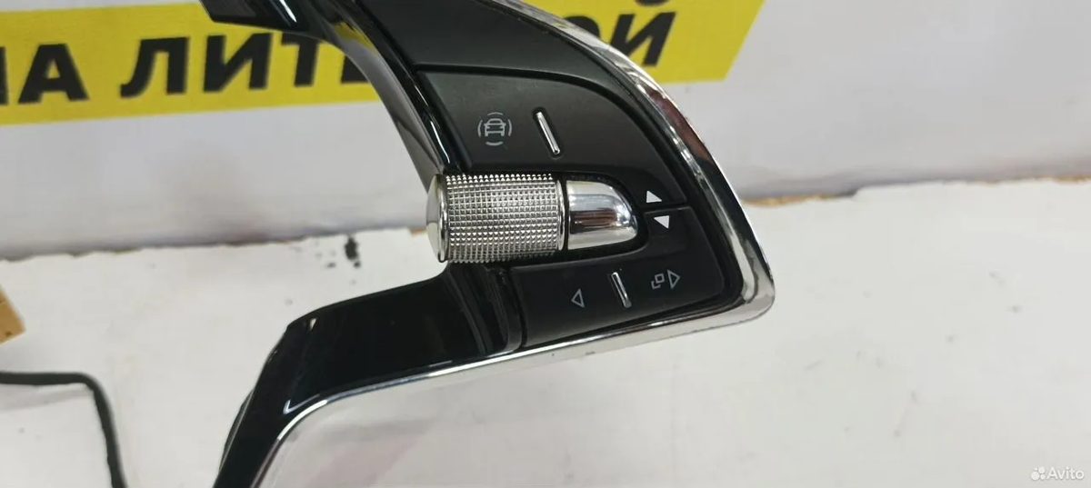 Кнопки руля Skoda Karoq — фото 4