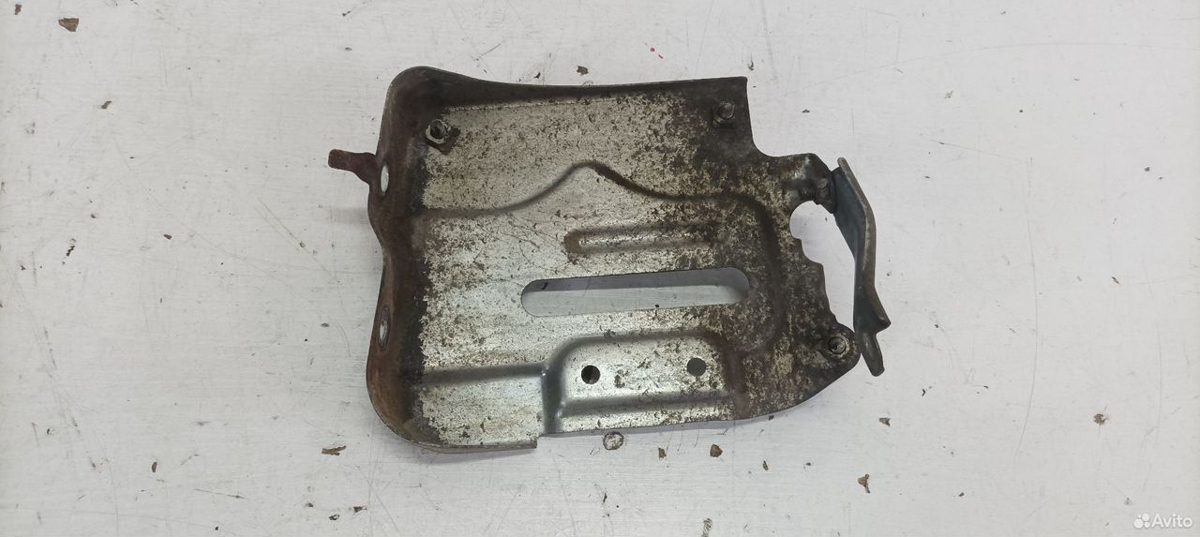 Кронштейн эбу двигателя Mitsubishi Lancer 10