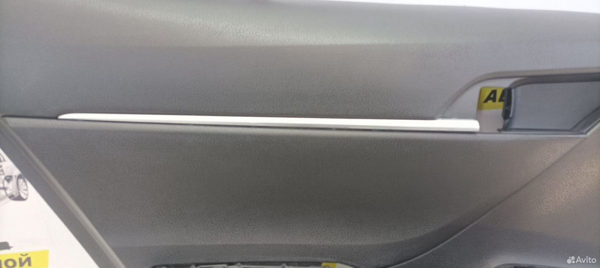 Обшивка двери задняя левая Toyota Camry XV70 — фото 3
