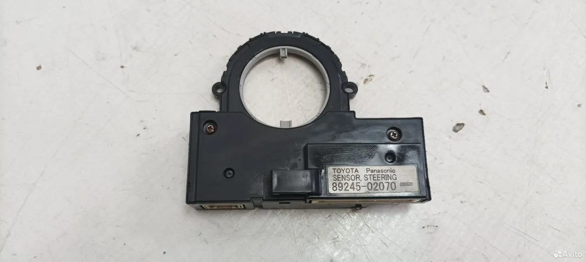 Датчик положения руля Toyota Camry XV70