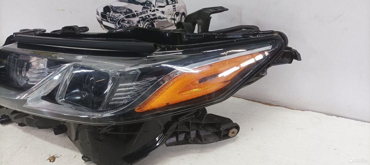Фара левая LED Toyota Camry XV70 USA — фото 3