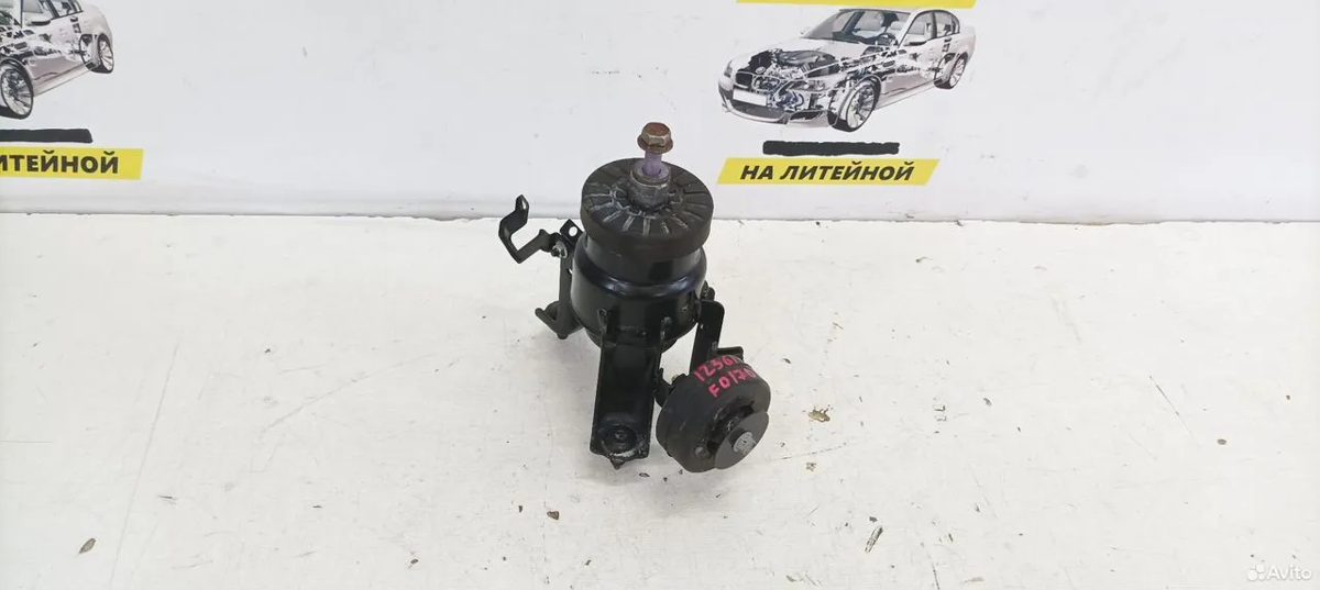 Опора двигателя передняя A25A Toyota Camry XV70