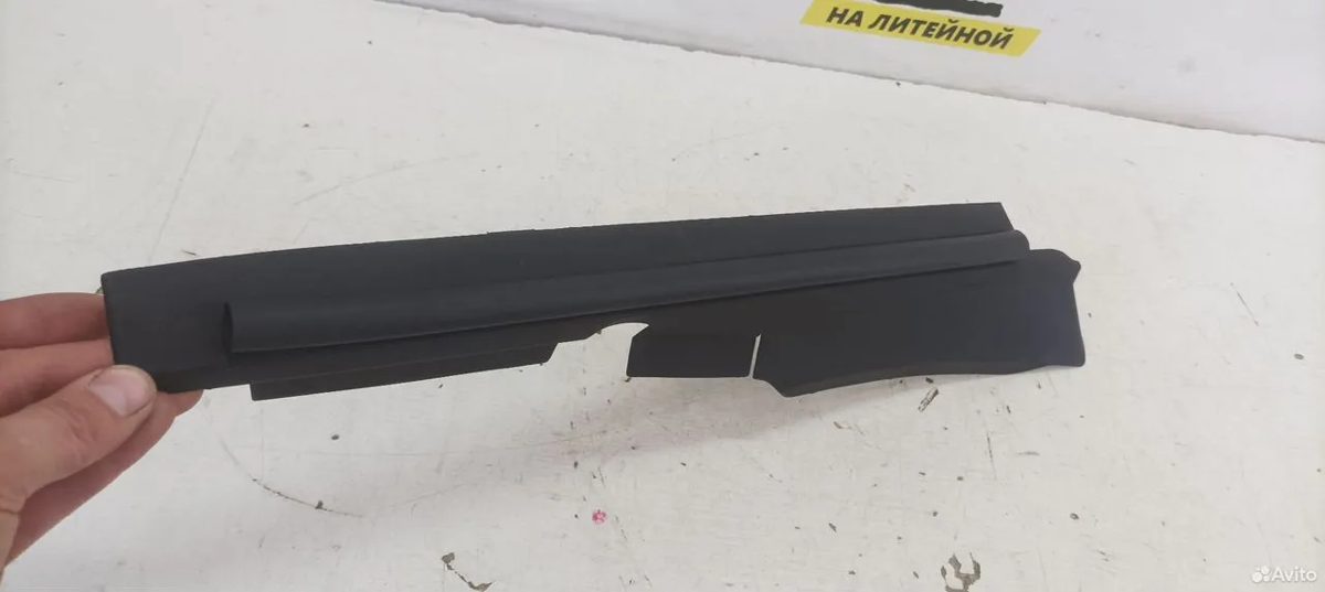 Пыльник крыла левый верхний Toyota Camry XV70 — фото 3