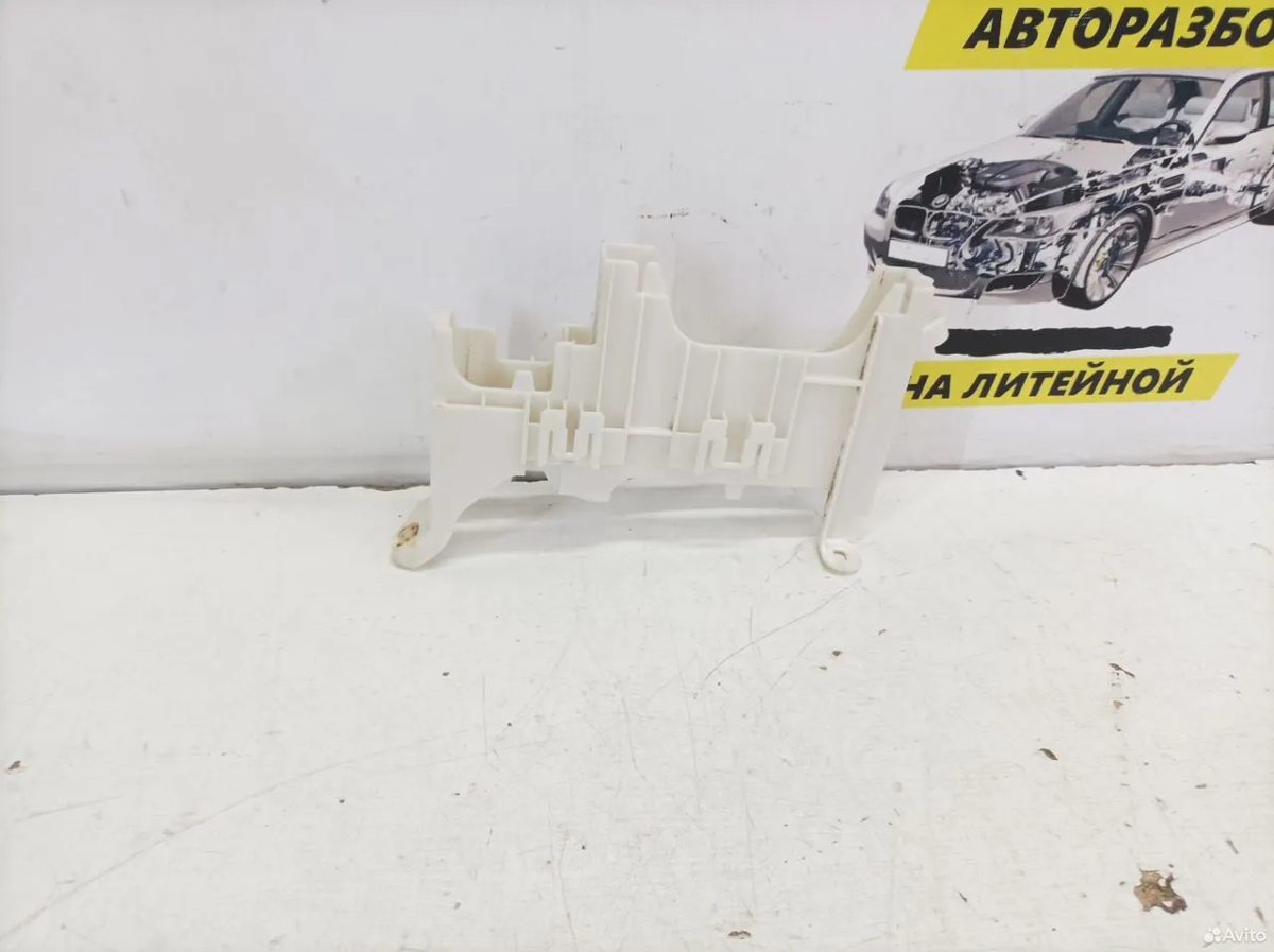 Кронштейн блока климата Toyota Camry XV70