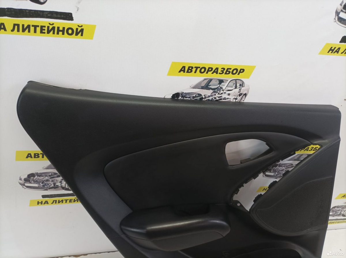 Обшивка двери задняя левая Hyundai Tucson 2 — фото 2