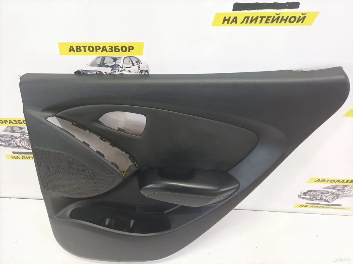 Обшивка двери задняя правая Hyundai Tucson 2 — фото 2
