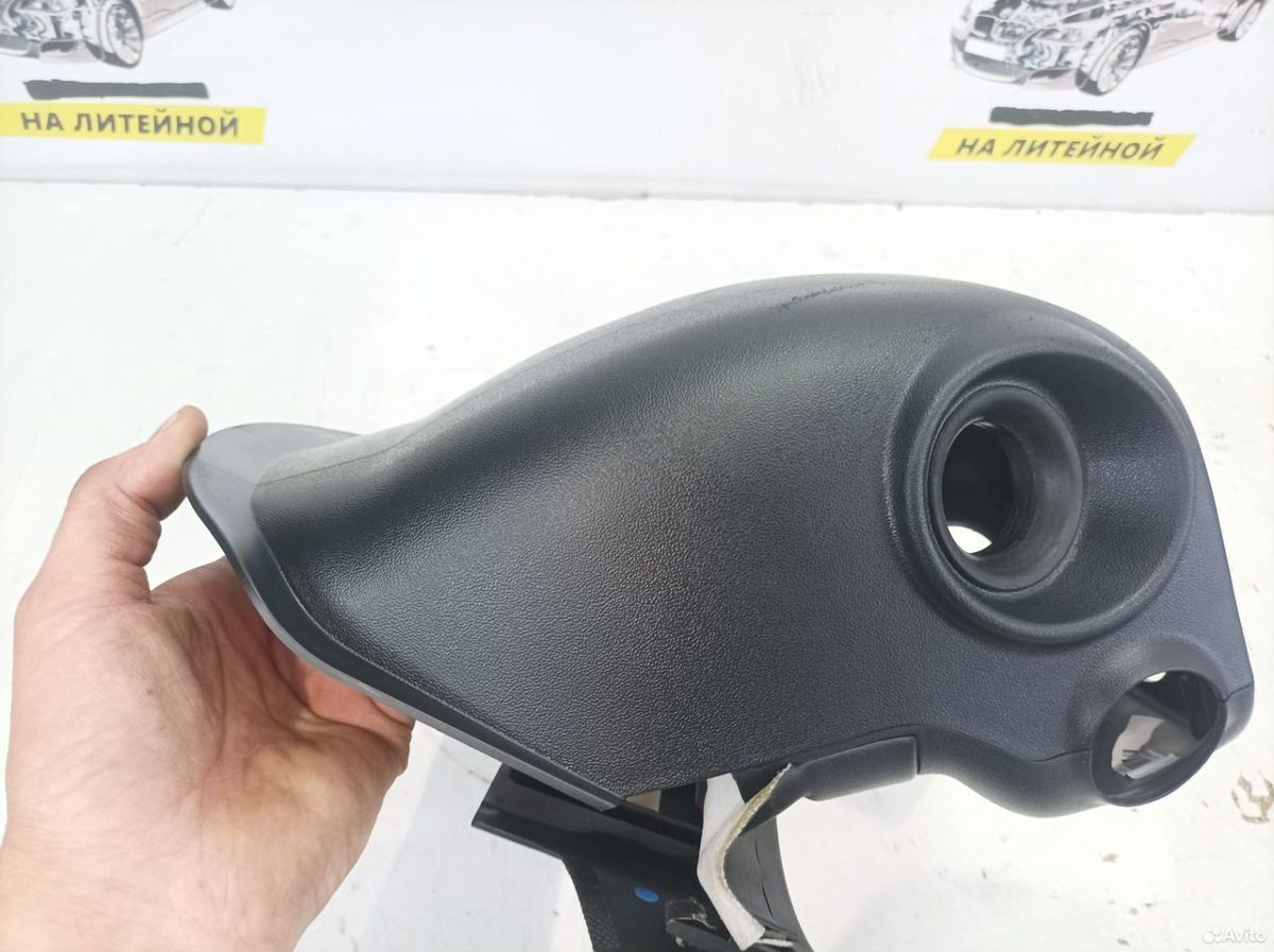 Кожух рулевой колонки Hyundai IX35 — фото 4