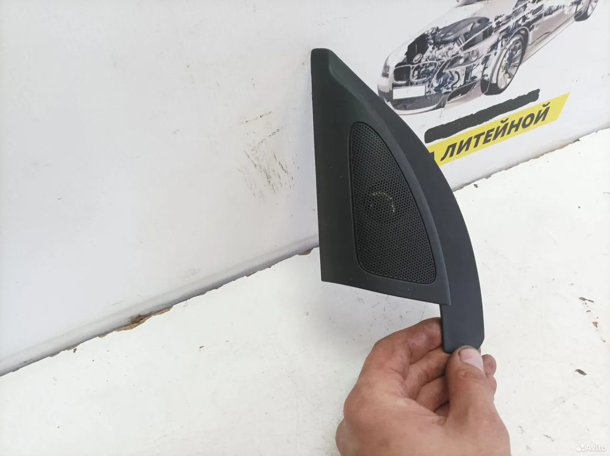 Крышка зеркала левая Hyundai IX35