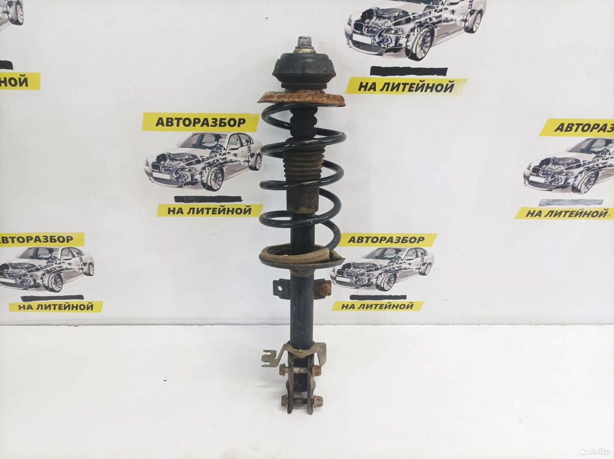 Амортизатор передний в сборе Renault Kaptur 4 WD