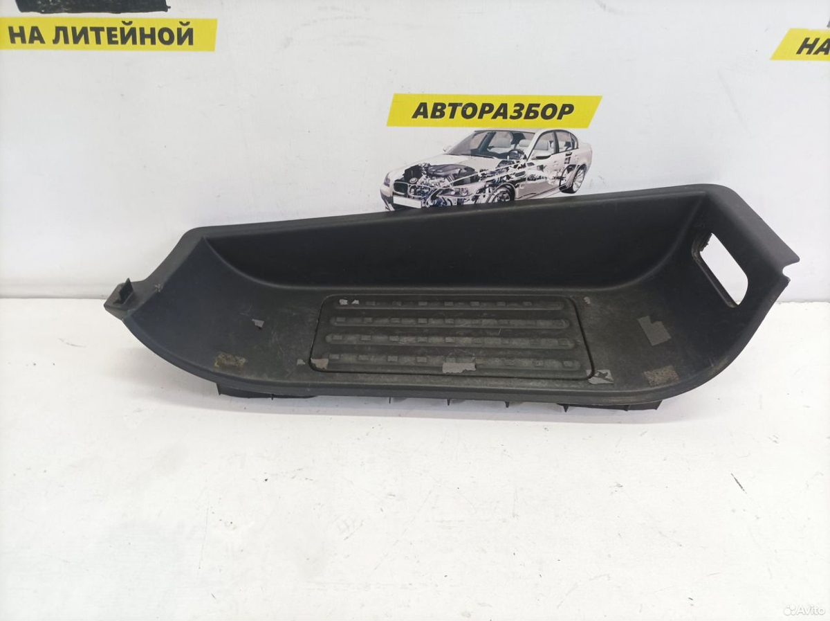 Накладка на порог передний правый VW T5 Multivan