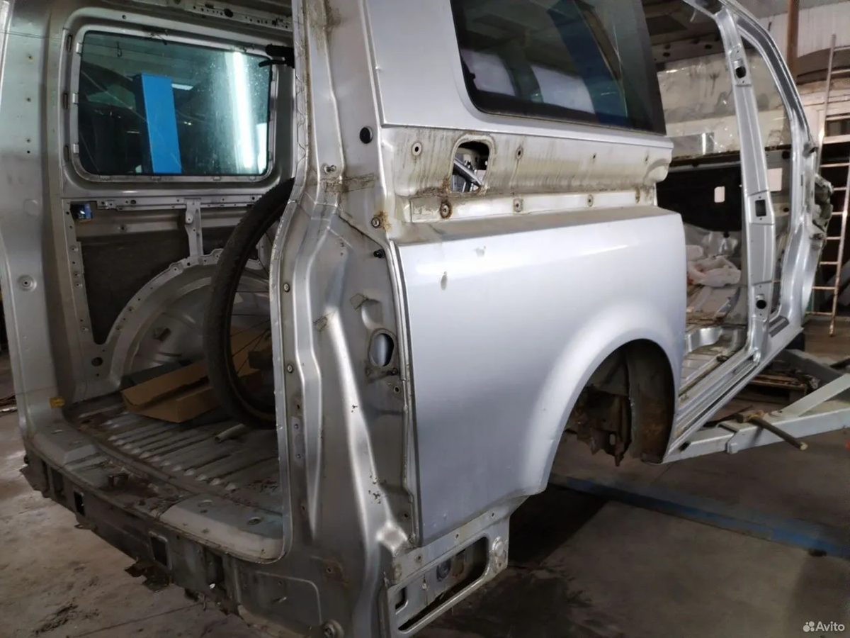 Крыло заднее правое Volkswagen Multivan T5