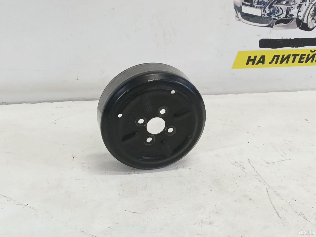 Шкив помпы M271 Mercedes Benz W204