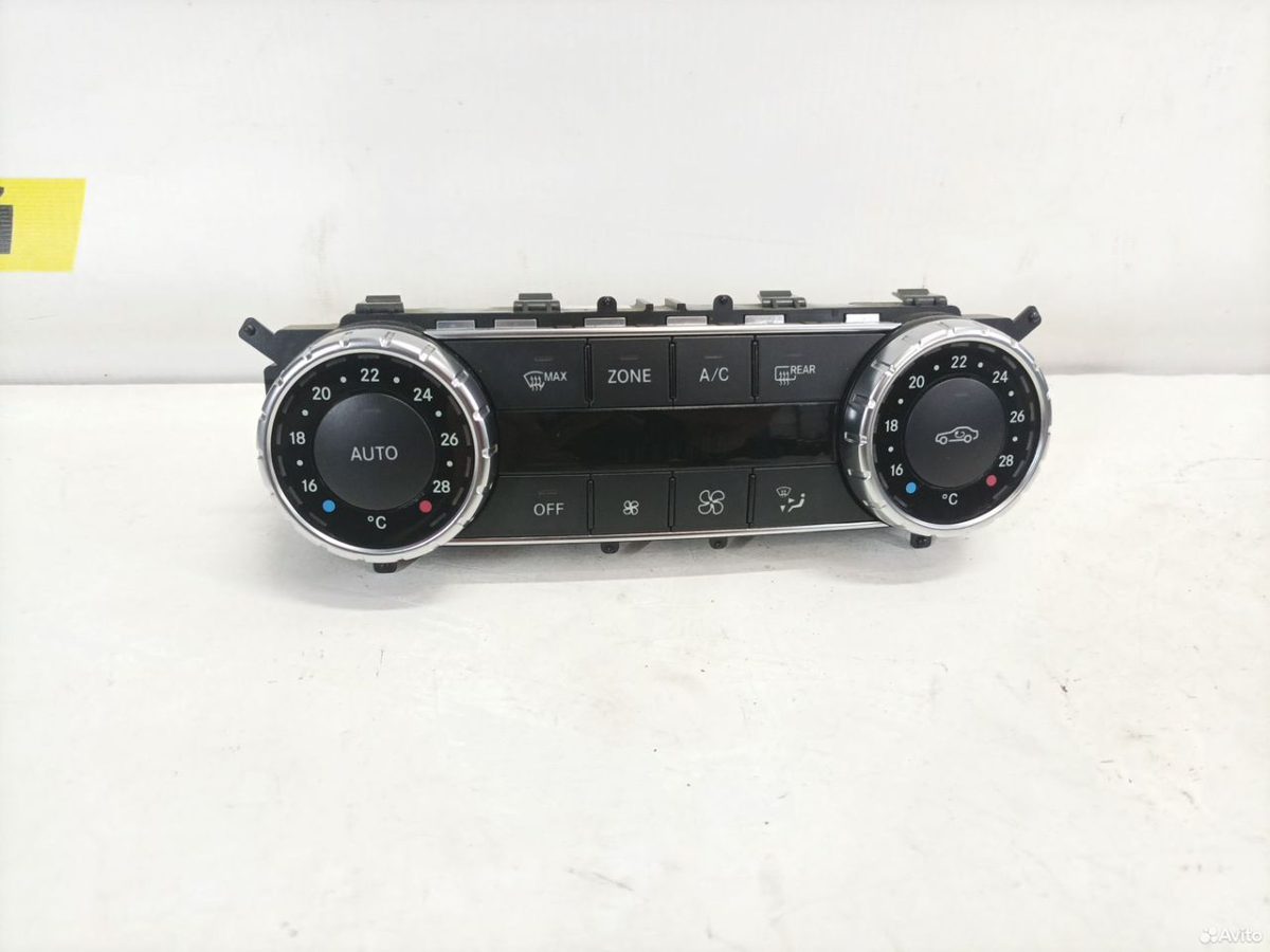 Блок климат контроля Mercedes Benz W204