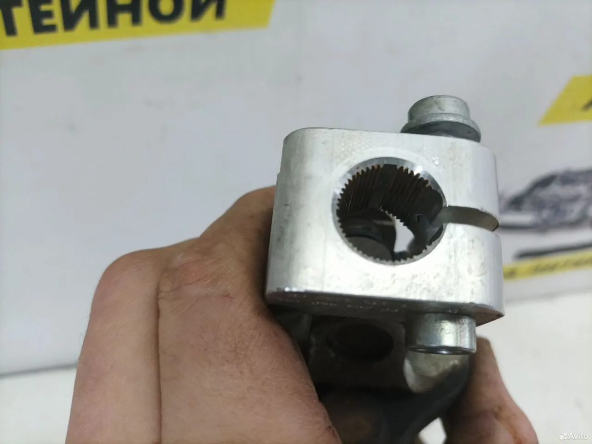 Рулевой кардан Mercedes Benz W204 — фото 3