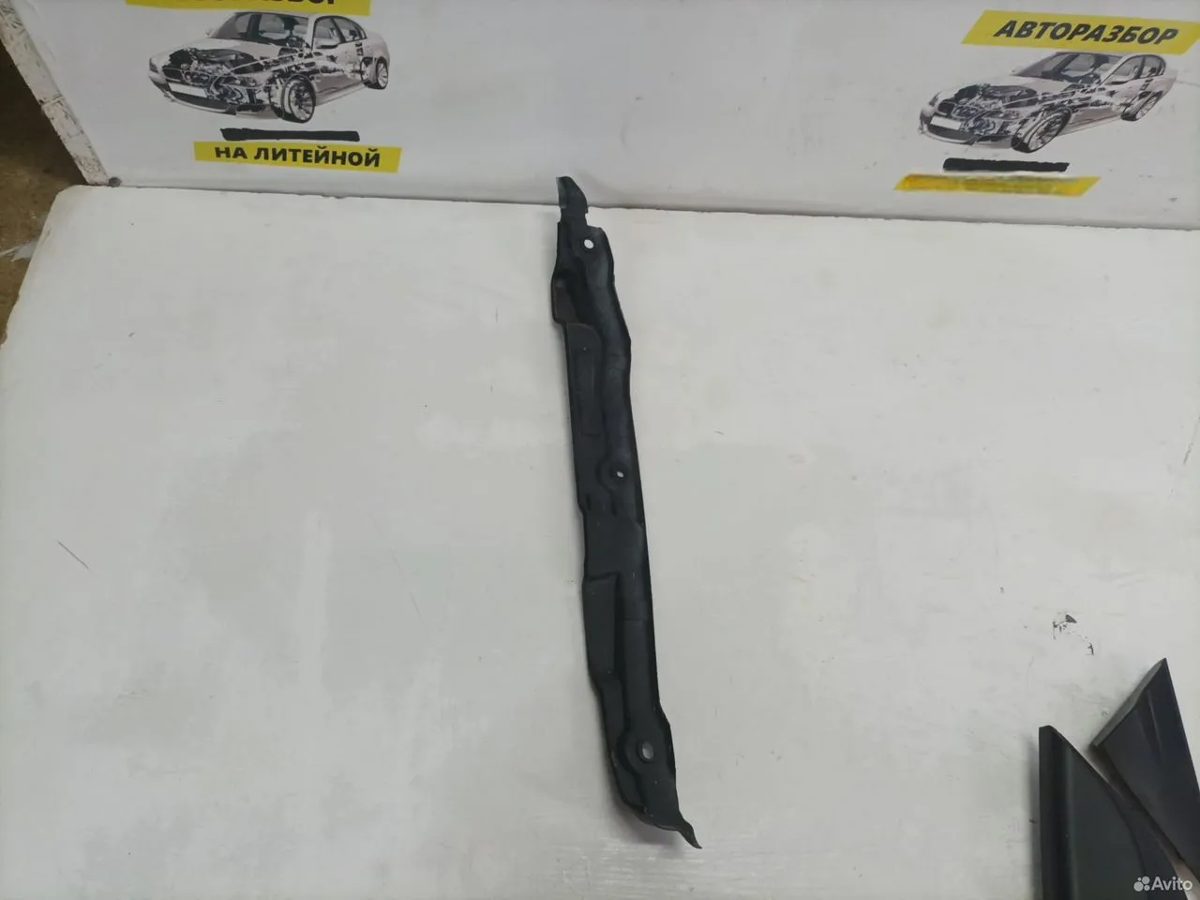 Пыльник крыла правый Hyundai Solaris 1