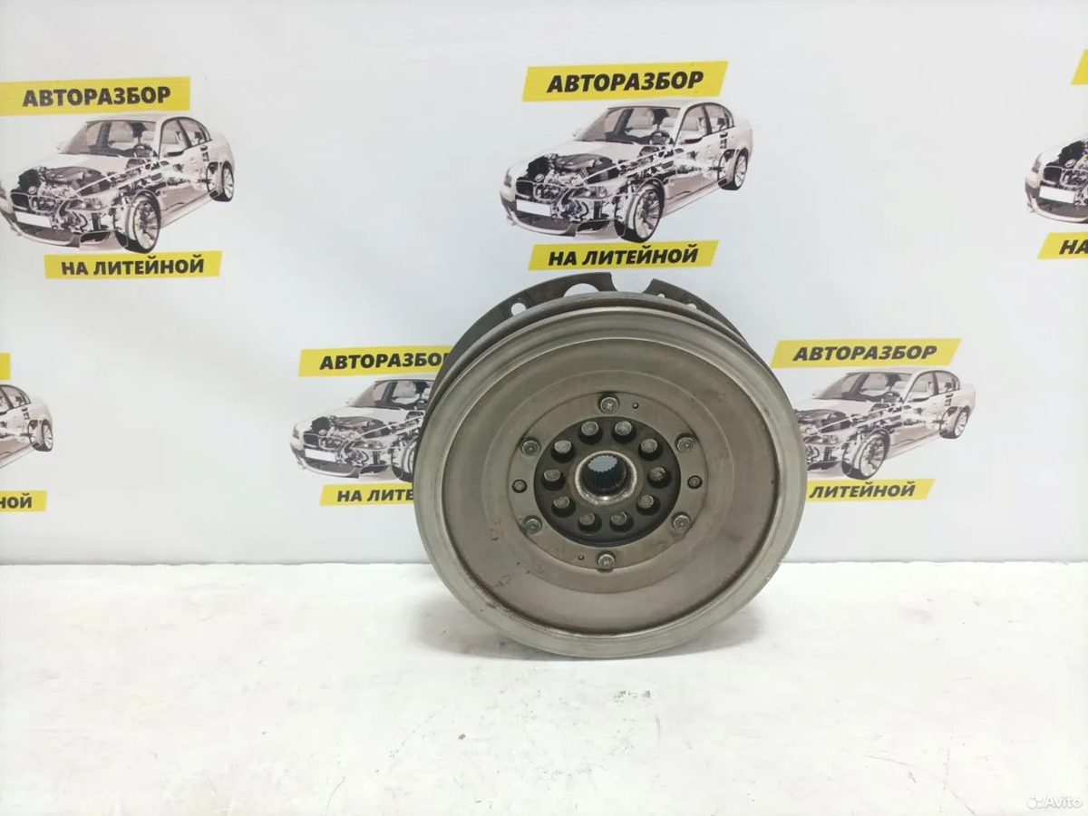 Двухмассовый маховик Audi A6 C7 Quattro