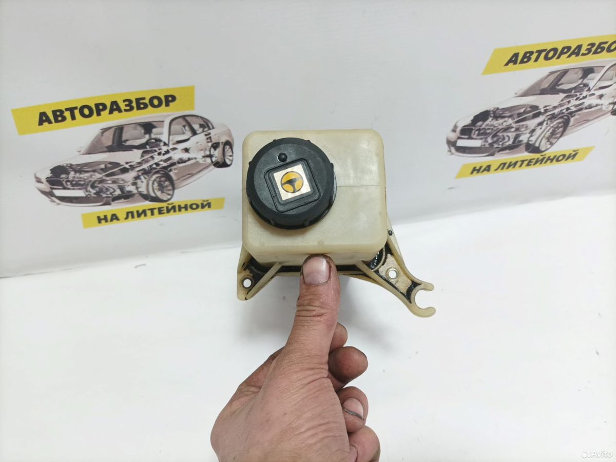 Бачок гура Peugeot Boxer 2 — фото 2
