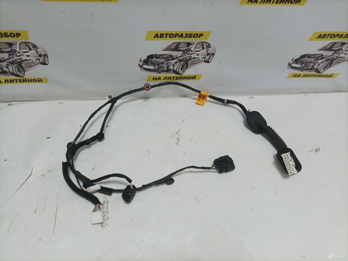 Проводка двери задняя правая Hyundai Creta 1