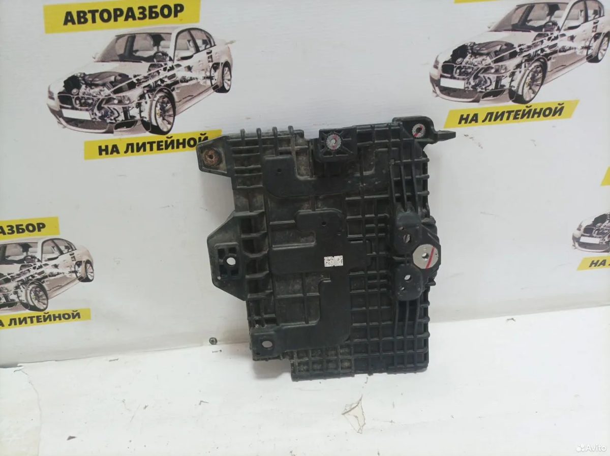 Площадка аккумулятора Hyundai Creta 1 — фото 2