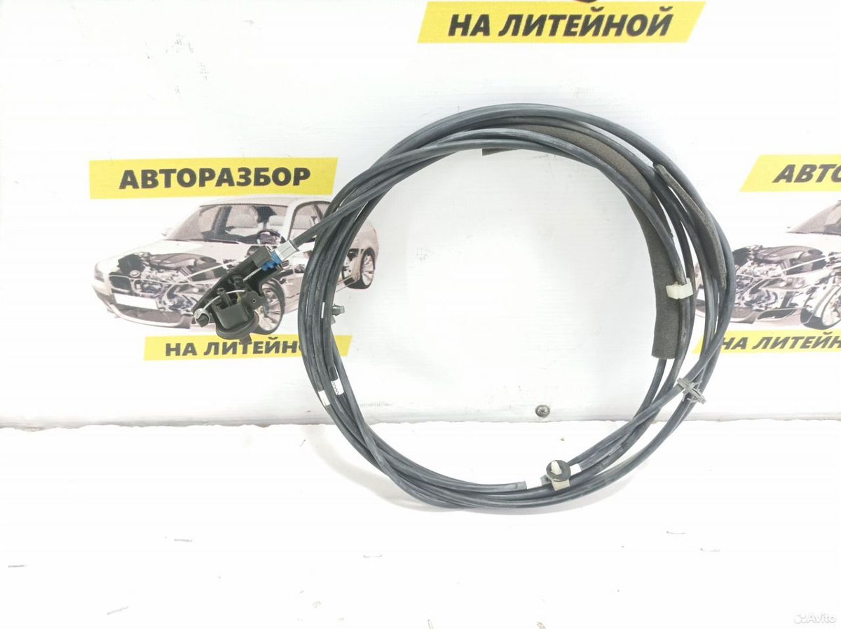 Трос лючка бензобака Nissan Tiida C11