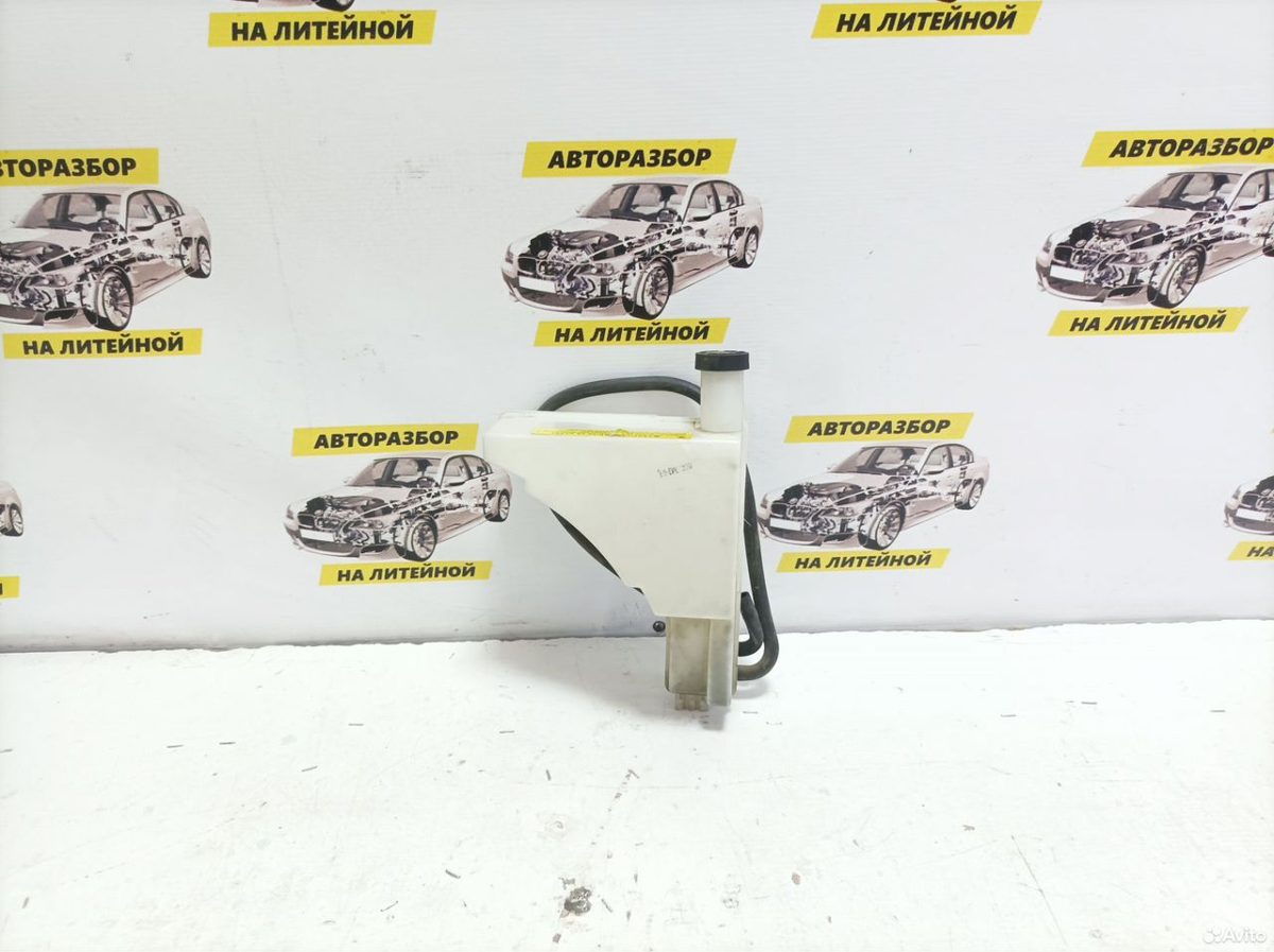 Бачок расширительный Nissan Tiida C11