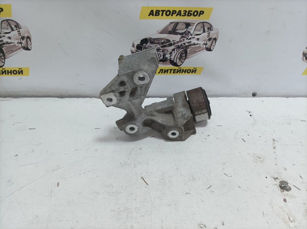 Кронштейн генератора HR16DE Nissan Tiida C11 — фото 4