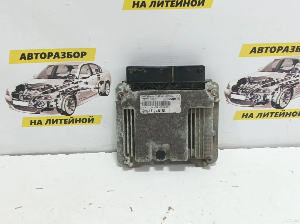 Эбу двигателя 1.8 Cdab DSG Skoda Superb 2