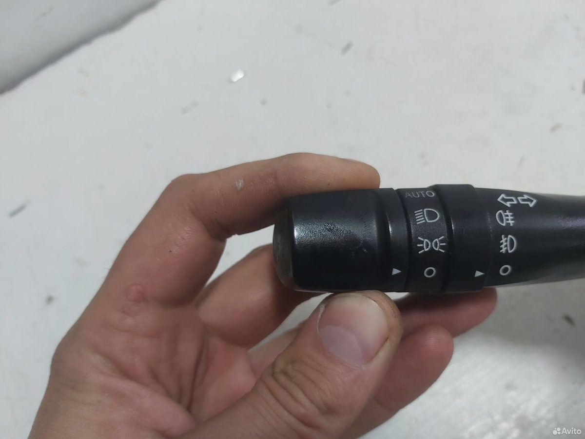 Переключатель света Hyundai IX35 — фото 2