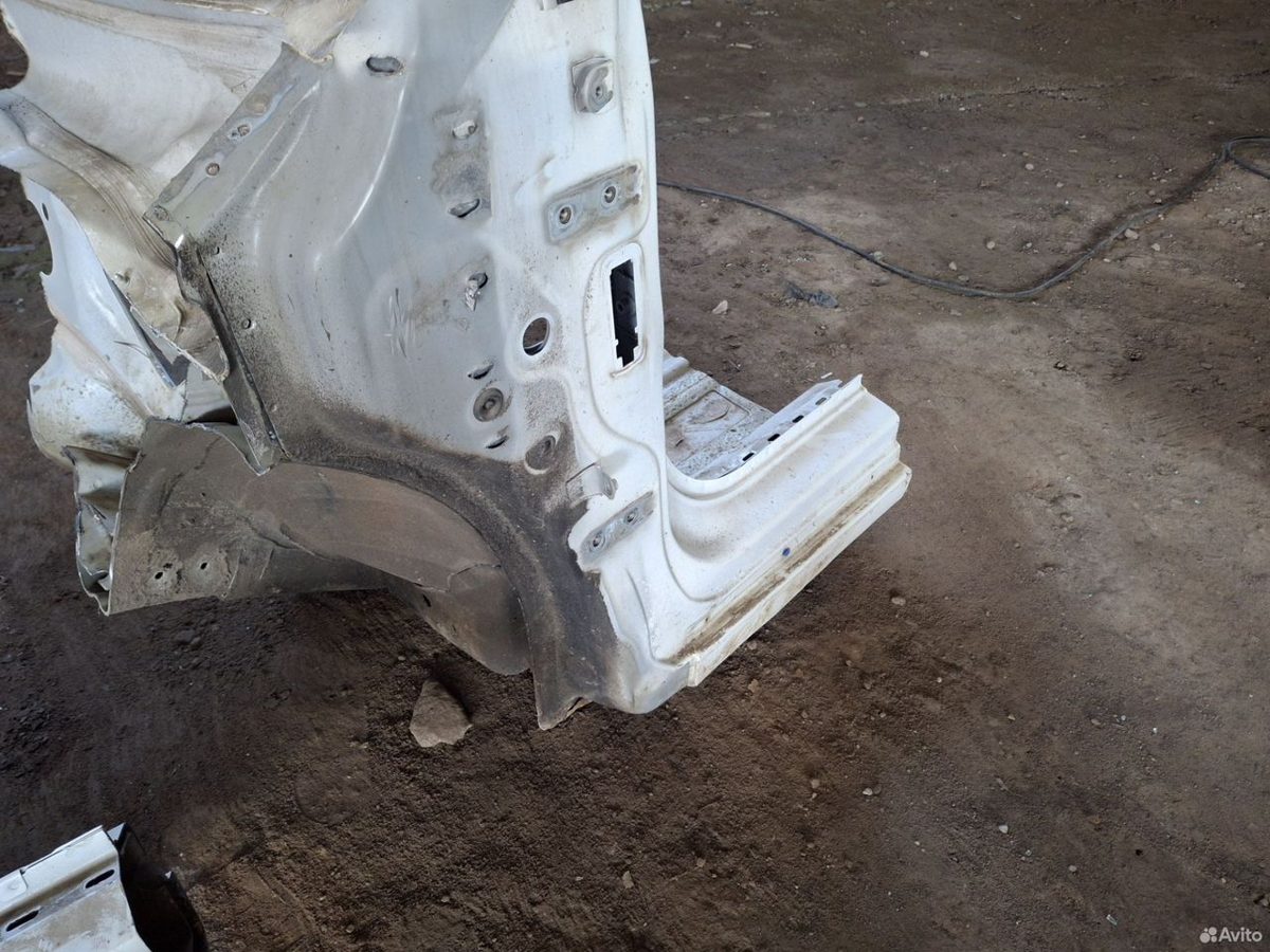 Стойка двери водителя Chevrolet Cryze J300 — фото 2