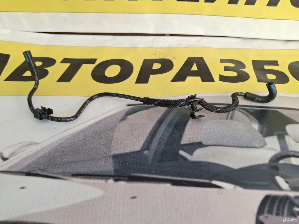 Трубка вакуума 2.0 czpa Volkswagen — фото 2