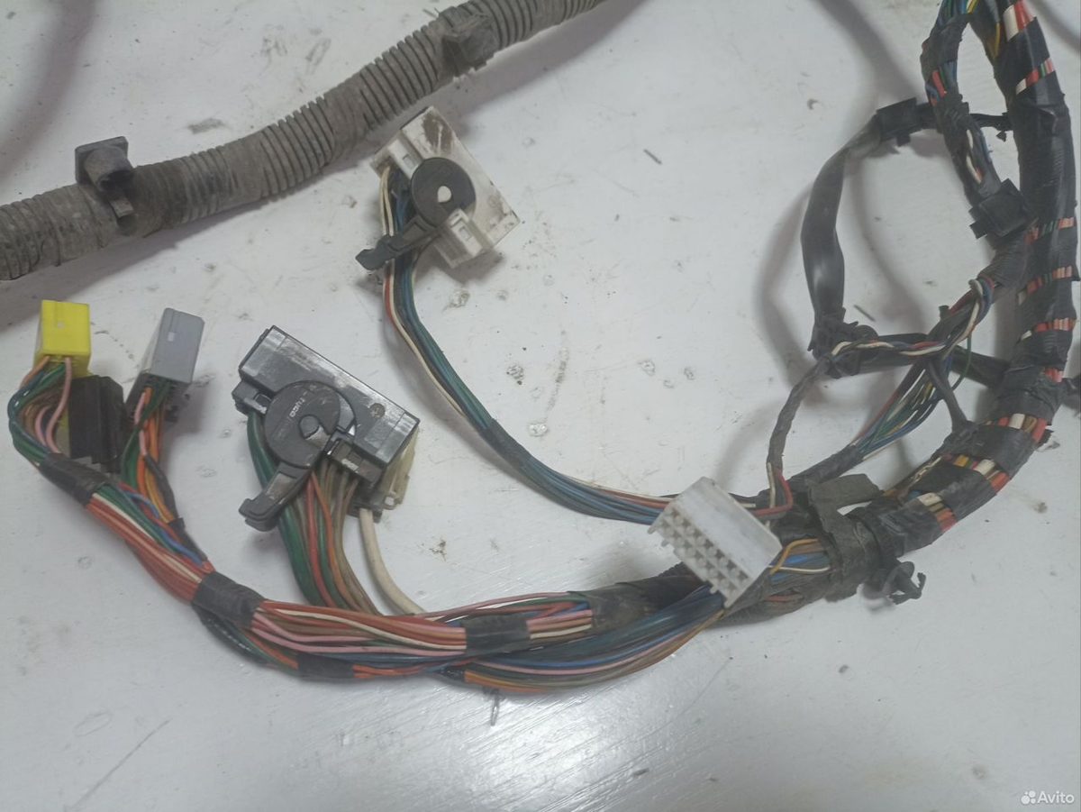 Проводка под капотом Kia Rio 2 — фото 6