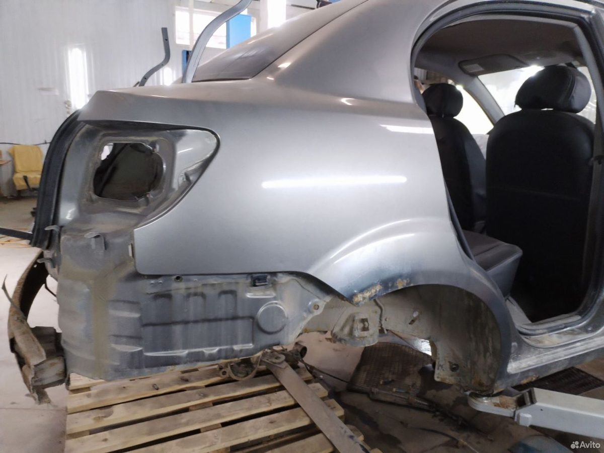 Крыло заднее правое Kia Rio 2 седан